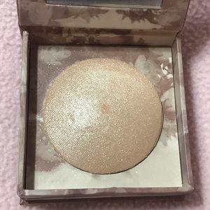 Urban Decay Illuminated Powder